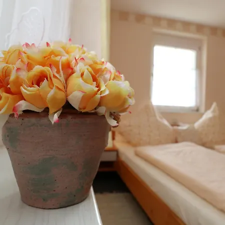 Haus Doris 아파트